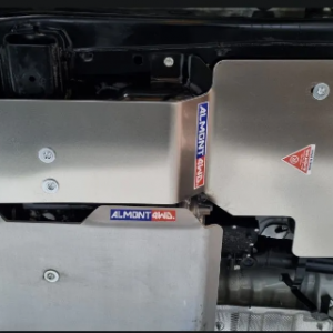 Protección depósito AdBlue para Toyota Hilux Revo